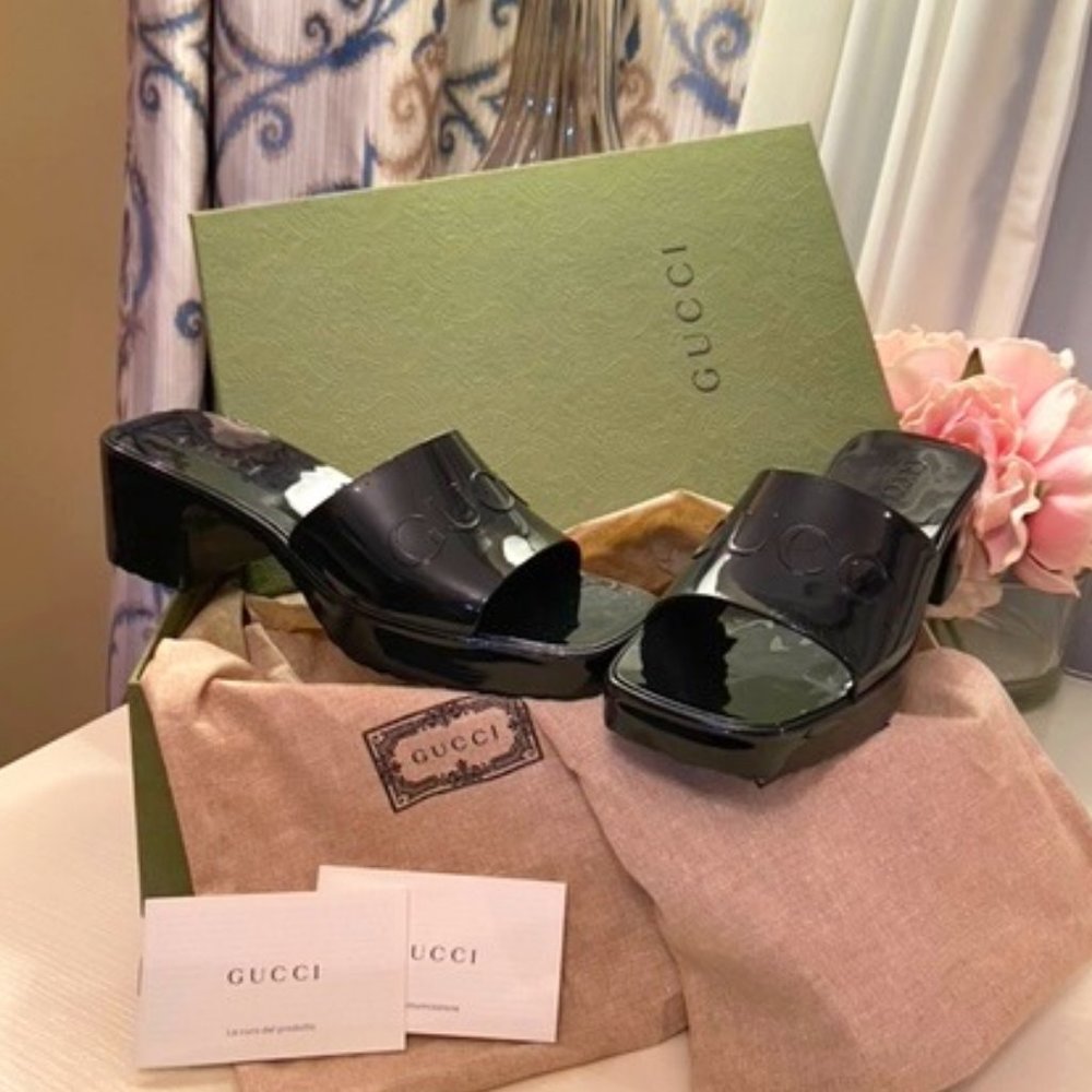 Gucci Women's Rubber Slide Sandal - Black EU 36 NEW!!